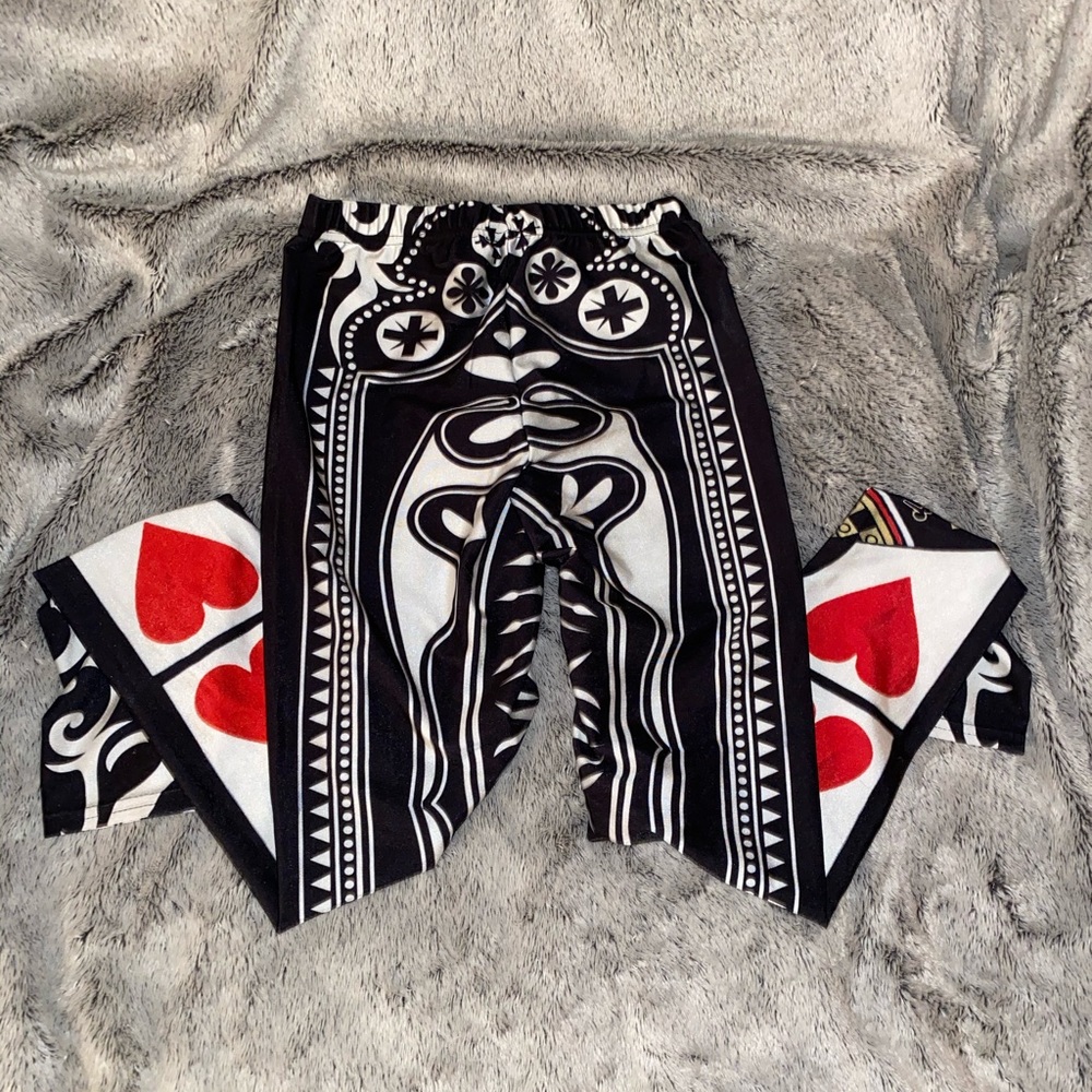 Queen of Hearts Leggings